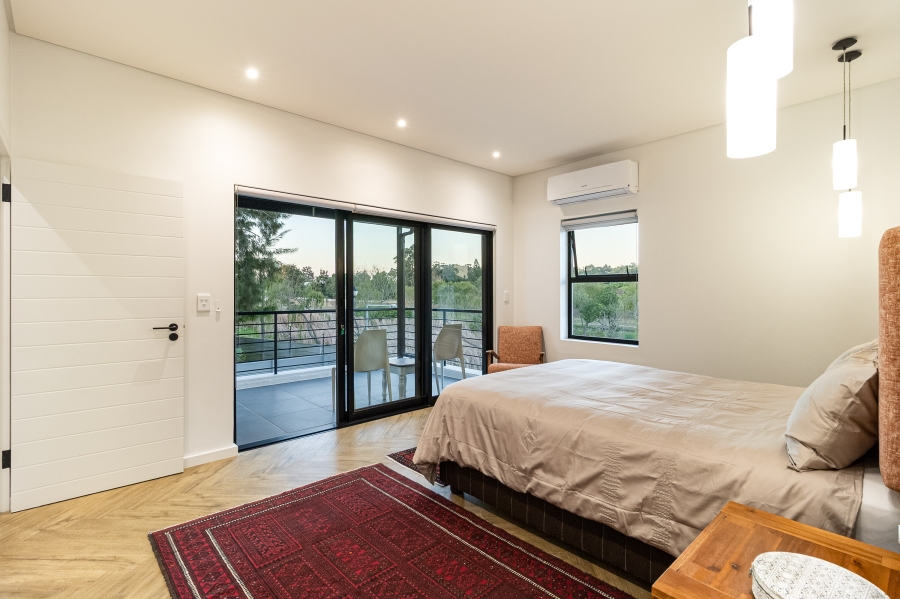 4 Bedroom Property for Sale in Tara Western Cape